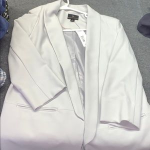 Brand New - Dress Blazer !!!